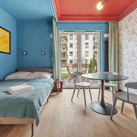 Colorful Apt Close To The Center Great Location Apartamento Varsóvia Exterior foto